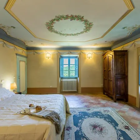 Sleeps 4 * Сиена