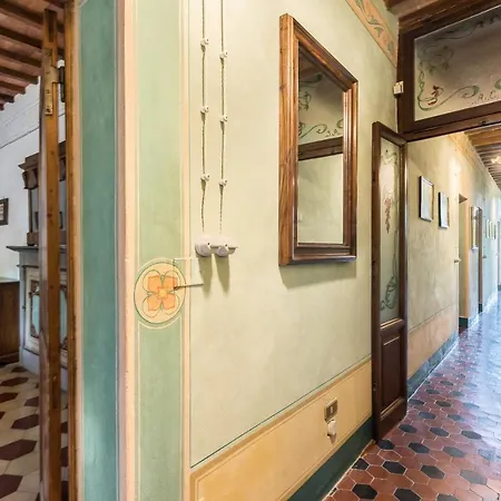 Вилла Sleeps 4 *